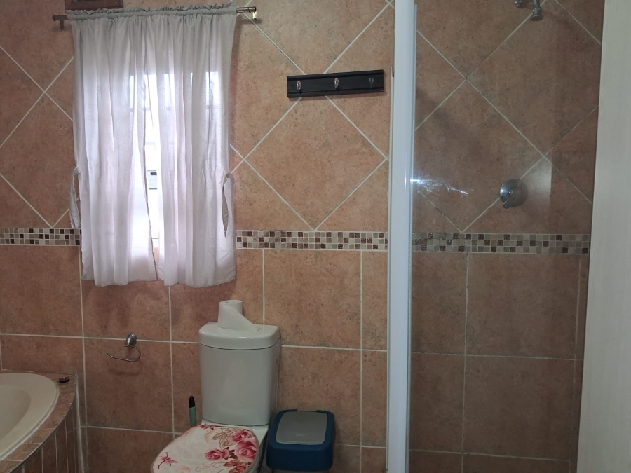 To Let 1 Bedroom Property for Rent in Gonubie North Eastern Cape